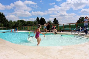 Arden Parks Signy L'Abbaye