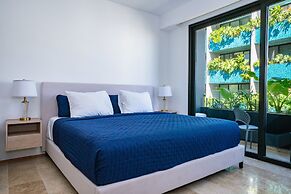 Menesse Town Tower 202 1 Bedroom Condo