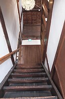 lulu - Hostel