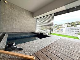 DOG HOTEL SHIRAHAMA