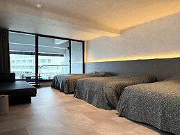 DOG HOTEL SHIRAHAMA