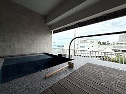 DOG HOTEL SHIRAHAMA