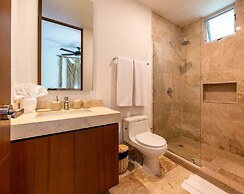 NHOA 206B Lux 1BR Jungle View Aldea Zama