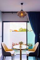 R Resident Resort