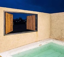R Resident Resort
