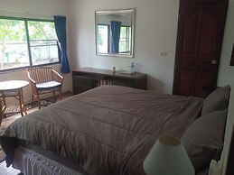 Lyndale Lodge