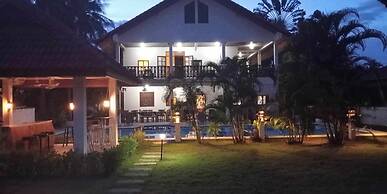 Lyndale Lodge