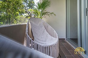 NHOA 206C Lux 1BR Jungle View Aldea Zama