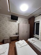 Diyora Hostel