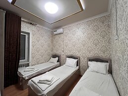 Diyora Hostel