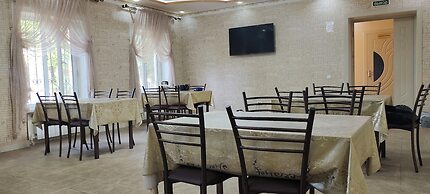 Diyora Hostel
