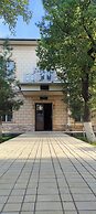 Diyora Hostel