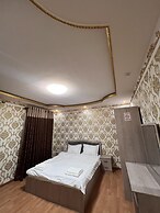 Diyora Hostel