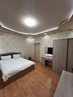 Diyora Hostel