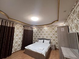 Diyora Hostel