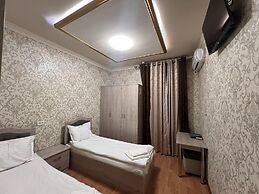 Diyora Hostel