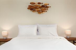 Comfy Corner Hotel