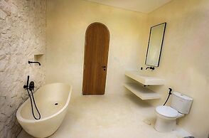 Samstiti Pool Suites Bingin Beach