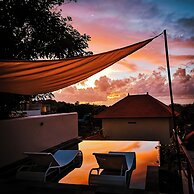 Samstiti Pool Suites Bingin Beach