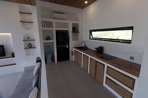 Samstiti Pool Suites Bingin Beach