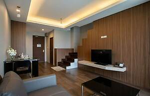 Tisha Hotel