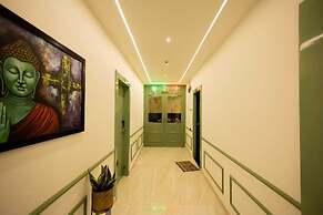 Treebo Moon Waalk, Patia