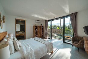 Villa Surga