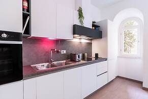 JOIVY Cavour 238