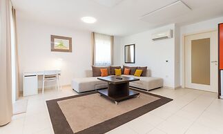 Marina Apartment Ostro 313