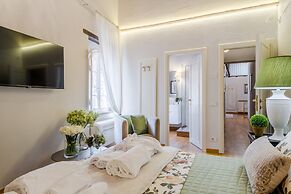 Castruccio s Heritage Haven