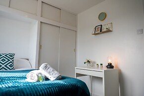 Host Stay Glazier Drive