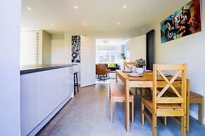 Host Stay Wiltshire Way