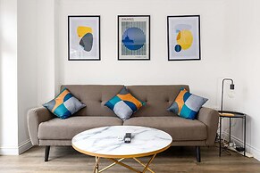 Host Stay Bluebell Close