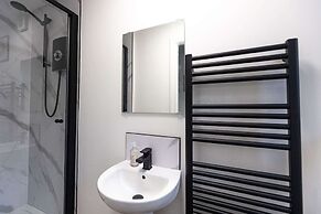 Host Stay Bluebell Close
