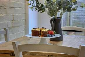 Host Stay York Street