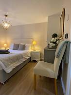 Host Stay Old Chapel