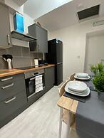 Host Stay Waterfront
