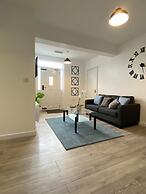 Host Stay Waterfront