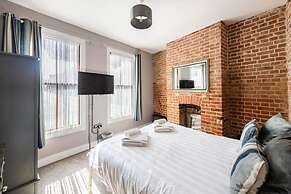 Host Stay Villa Otto