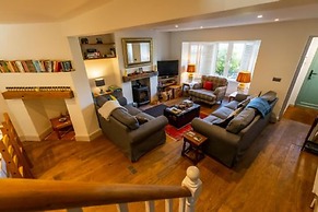 Host Stay St Joseph s Cottage