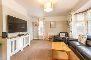 Host Stay St Clements House