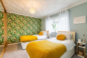 Host Stay Gorse Cottage