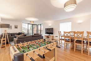 Host Stay Crimond House
