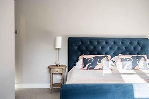 Host Stay Bressingham Lodge