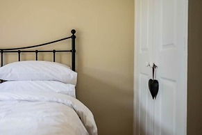 Host Stay Millwood