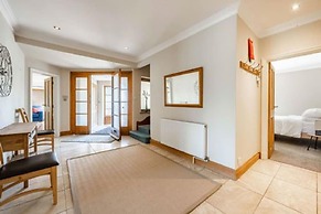 Host Stay Millwood