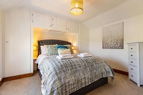 Host Stay Pilgrims Rest