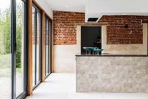 Host Stay Willow Barn