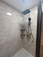 Qin Mengli Hotel
