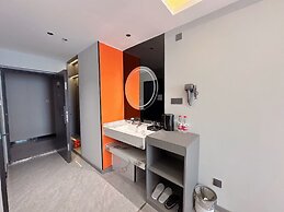 Qin Mengli Hotel